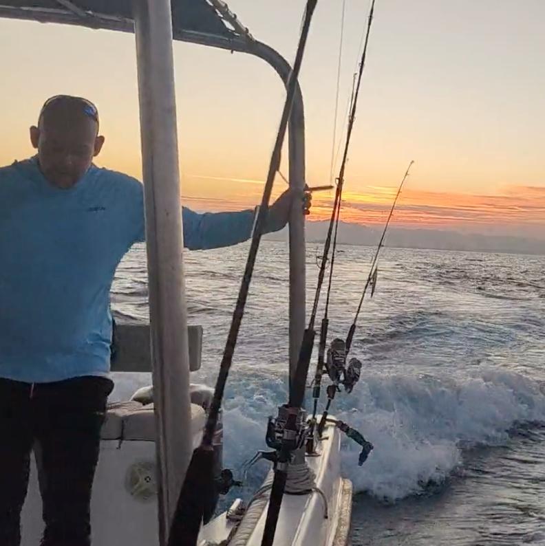 Yellowfin Tuna and jigging