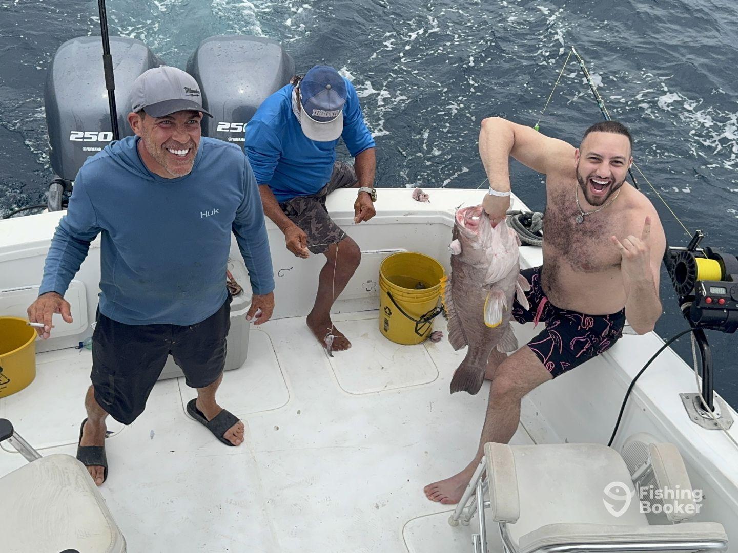 Best deep-sea fishing experience in Cartagena hands-down