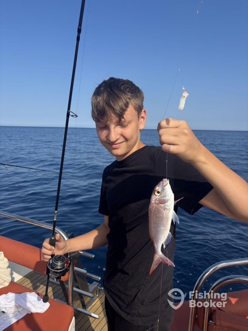 Nice comfortable boat with kind and experienced crew 