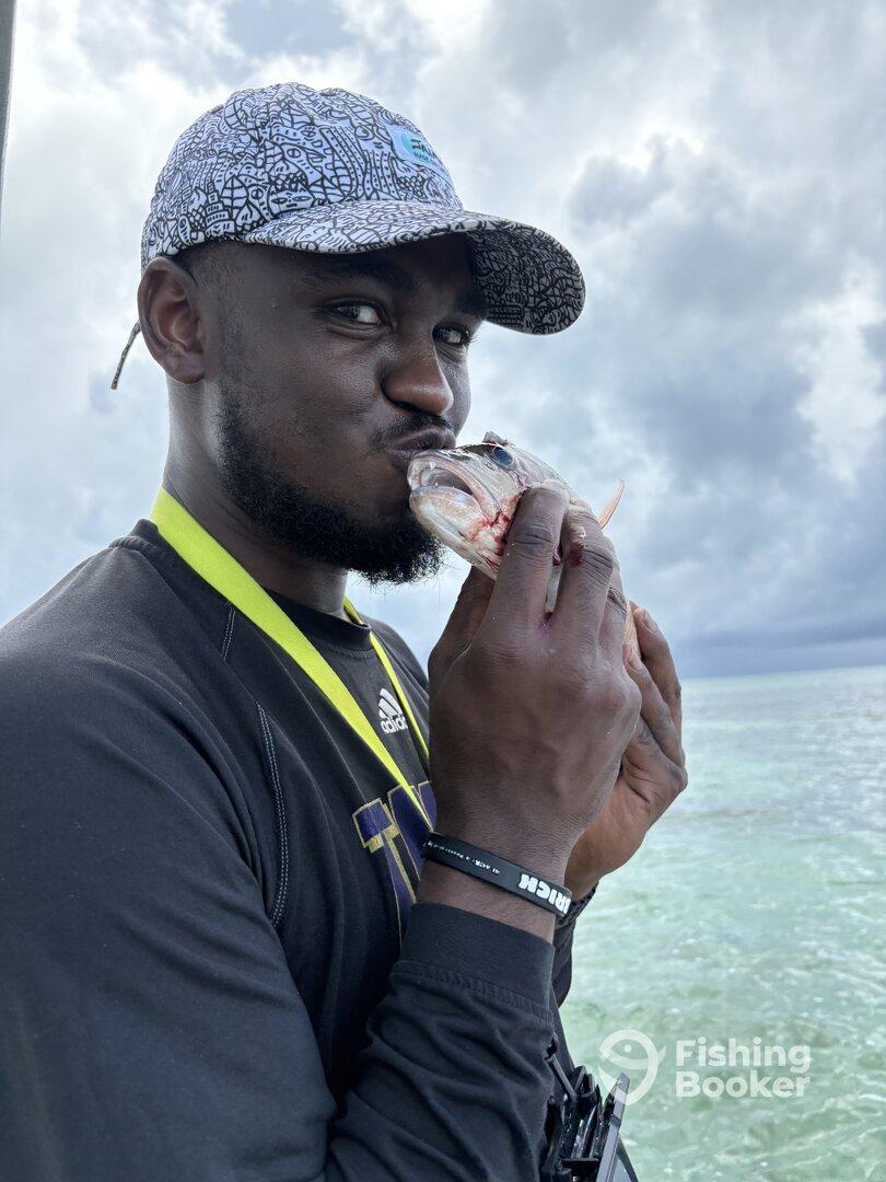 ⭐️⭐️⭐️⭐️⭐️ Island Reef Fishing with Freedom Tours – Incredible Experience