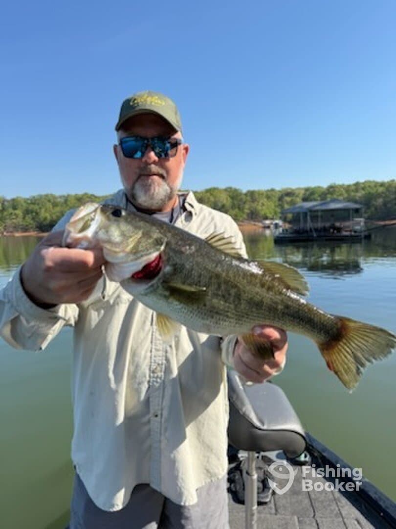 Absolute PRO - Knowledgeable, kind, timely, patient and ALL ABOUT CATCHING FISH!