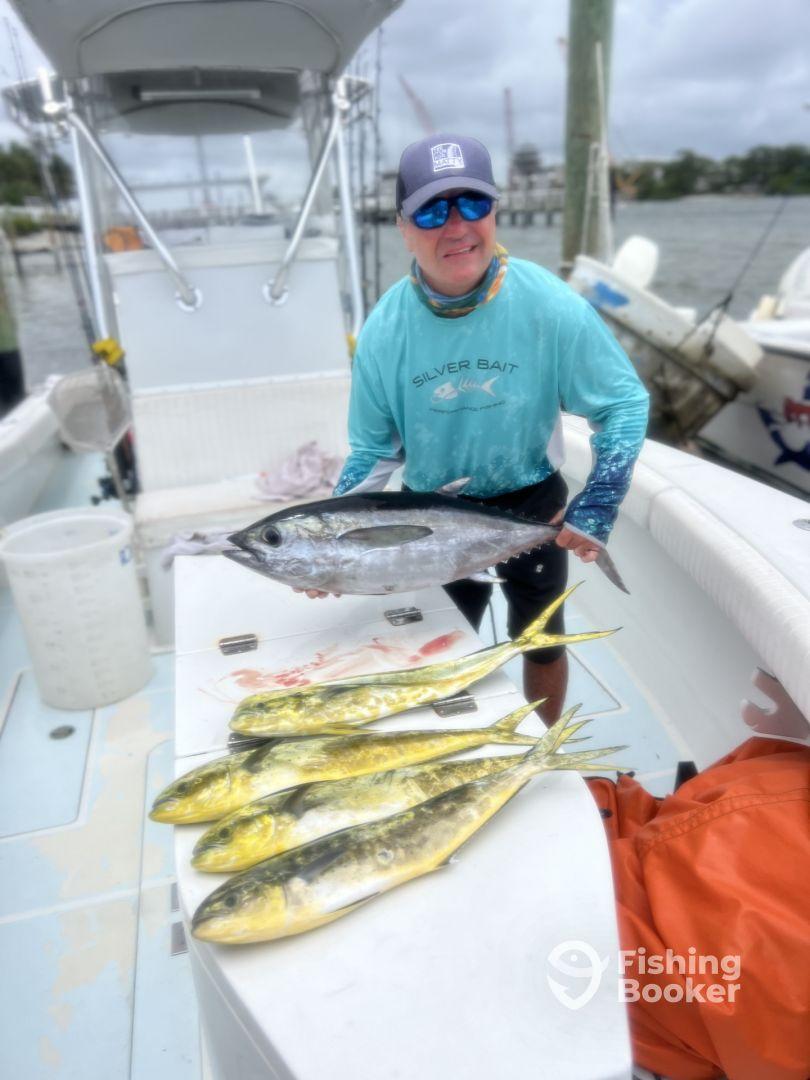 Capt . Charlie was great !! Knows he’s stuff , did whatever he could to put us on some fish 4-mahi and 1 24 pound black Finn tuna 