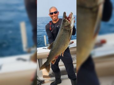 Thin Blue Line Fishing Chicago 27ft
