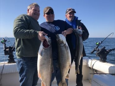 Trophy Angler Charters (Free Lodging)
