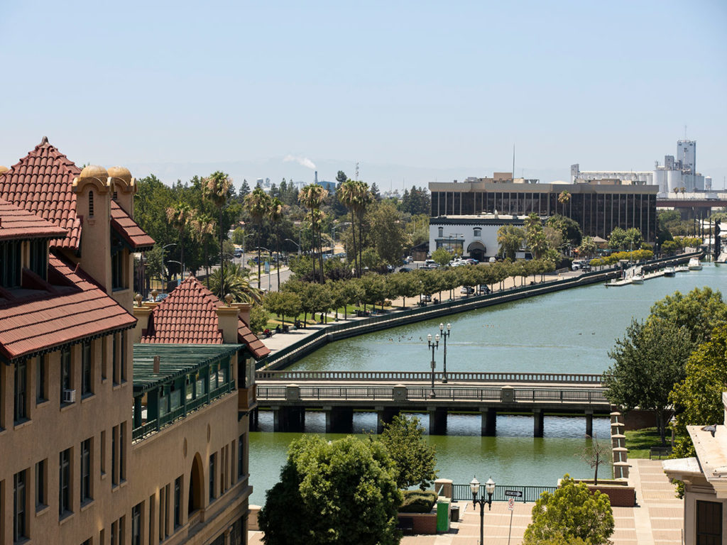 A view of the San Joaquin river flowing through Stockton, CA