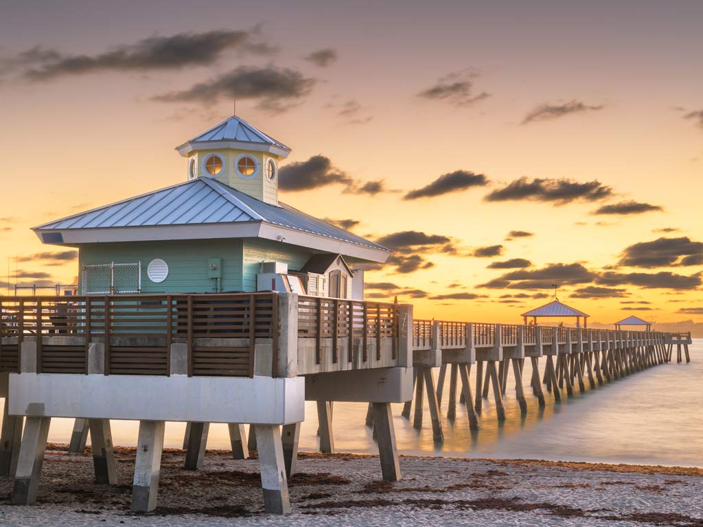 A photo of Juno Beach Pier, one of the best shore fishing spots near Jupiter.