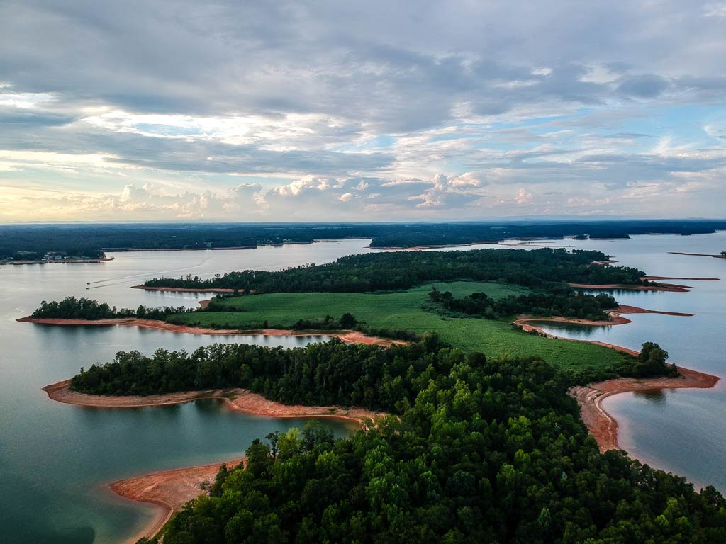 An aerial shot of Andersonville Island on Lake Hartwell.