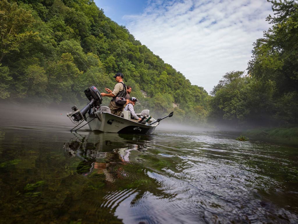 Tennessee River Fishing The Complete Guide Updated 2023   Charter Nice Eye On The Fly Expeditions 