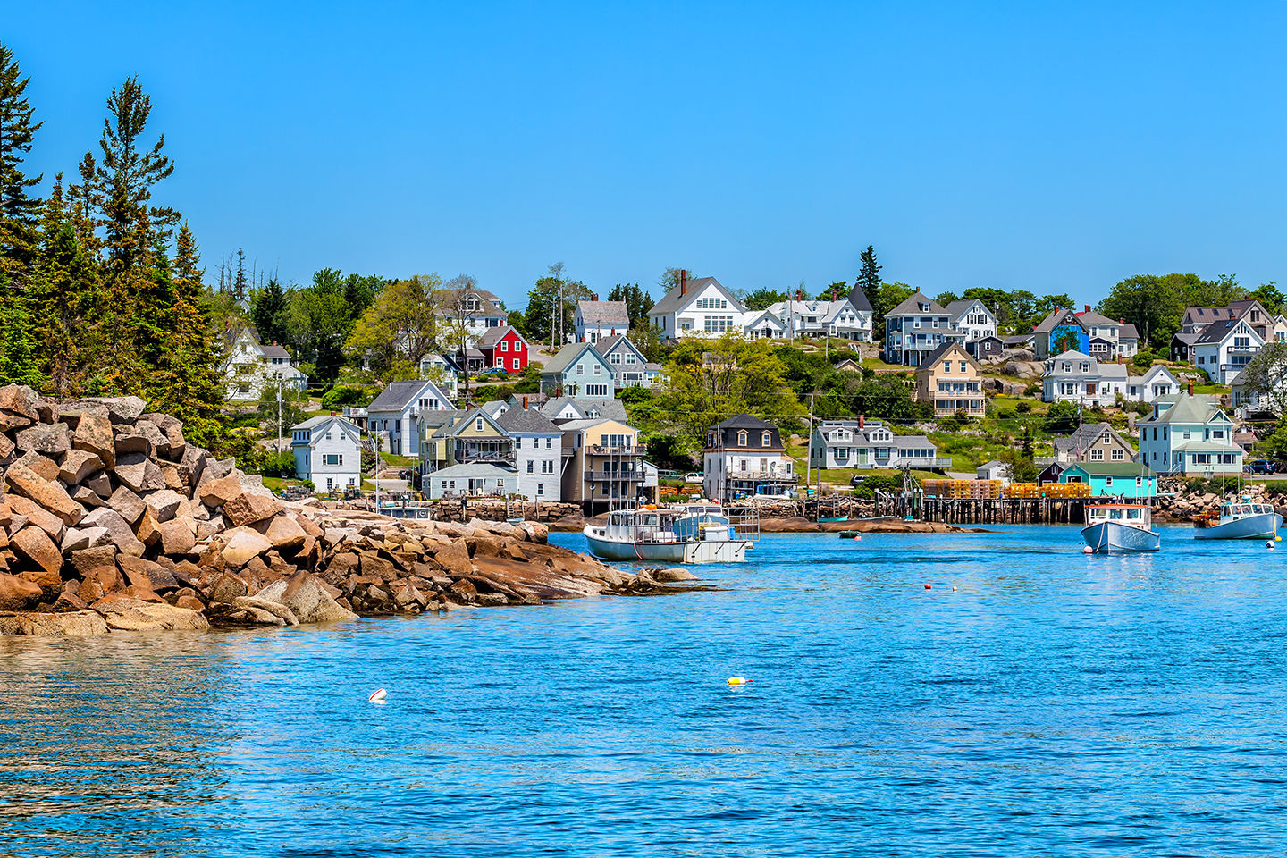 maine coastal tourist towns