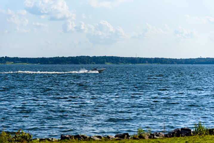 View of the Barkley Lake and a fishing boat